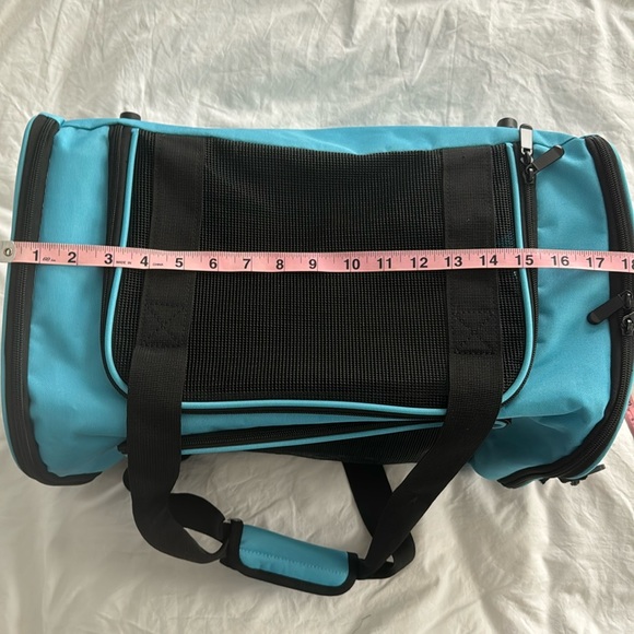 Blue Henkelion Pet Carrier - Picture 9 of 10